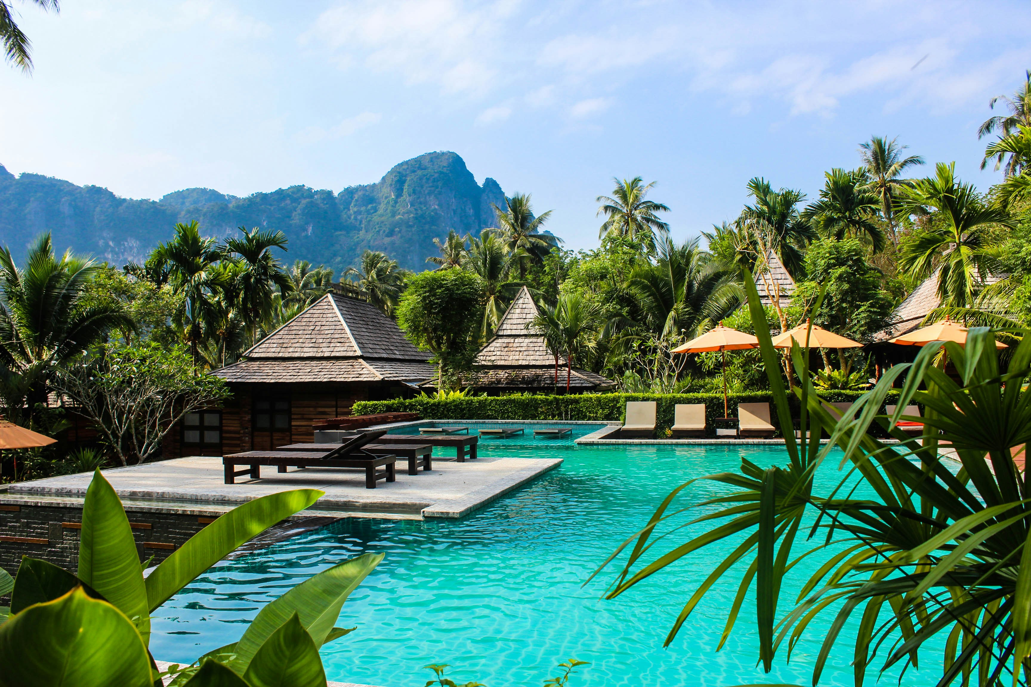 https://media.lacvietdata.com.vn/resources/b2b2c-image/SEARCH_FLIGHT_THUMBNAIL/sara-dubler-Koei_7yYtIo-unsplash_b1555bee-4d92-4e72-9c3a-e03e949b5884.jpg